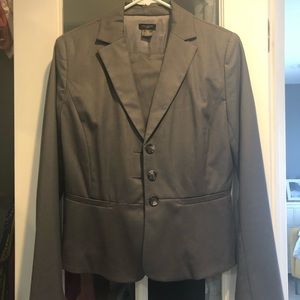 Grey Ann Taylor Women's skirt suit